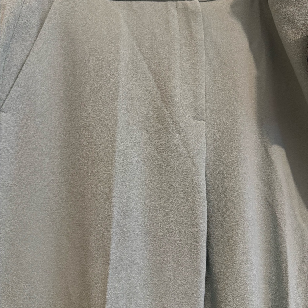 Elegant Women's Light Green Pants - Picture 2 of 5